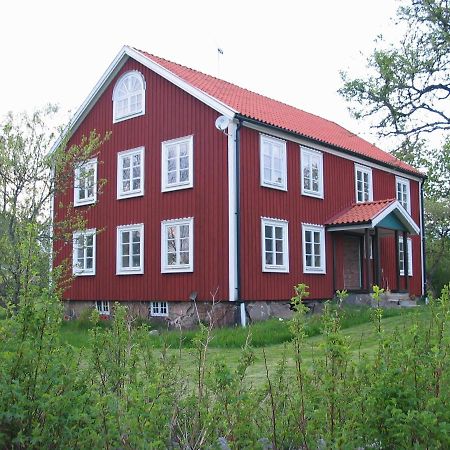 Spjutsbygds Gards Bed And Breakfast Rodeby Exterior foto