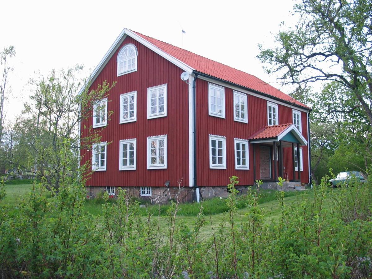 Spjutsbygds Gards Bed And Breakfast Rodeby Exterior foto