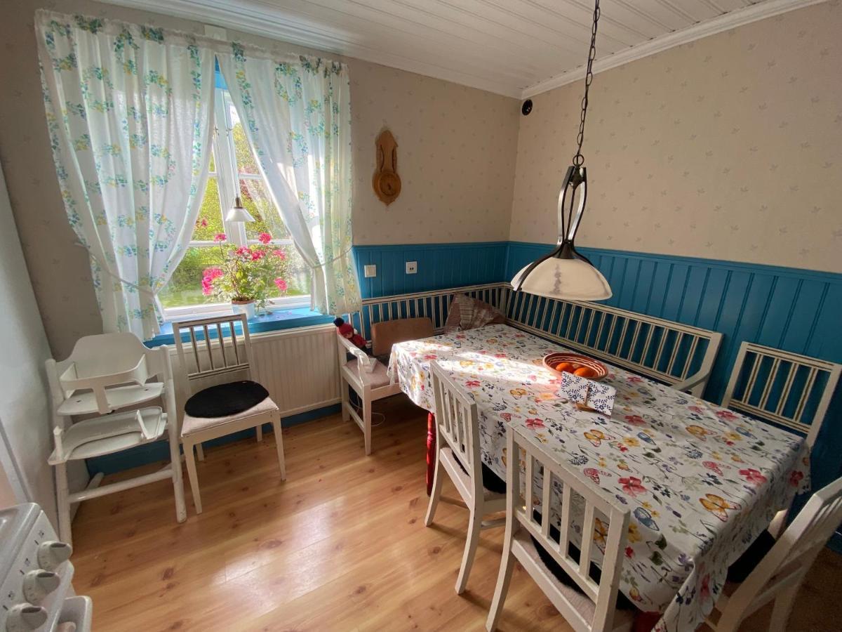 Spjutsbygds Gards Bed And Breakfast Rodeby Exterior foto